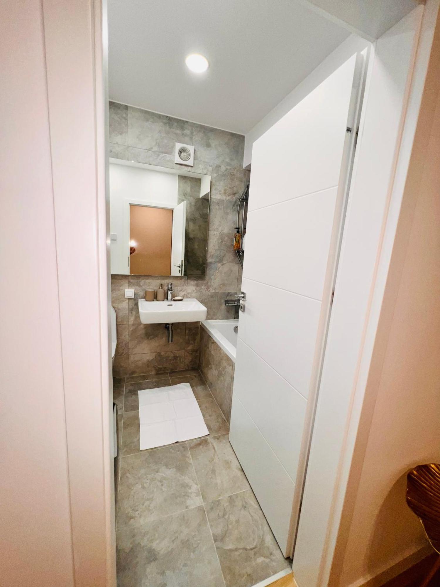 Cosy Stay Bucureşti Exterior foto